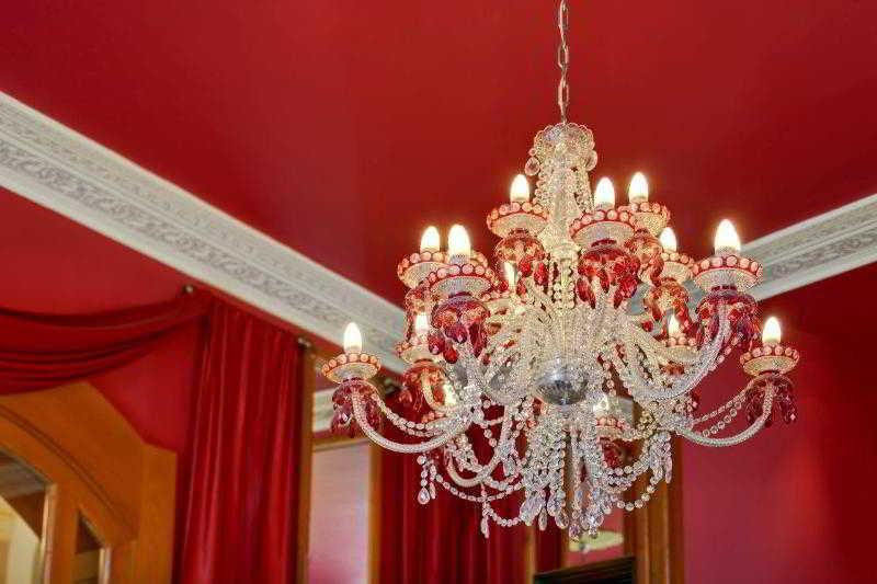 Mamaison Hotel Riverside Prága Kültér fotó A chandelier