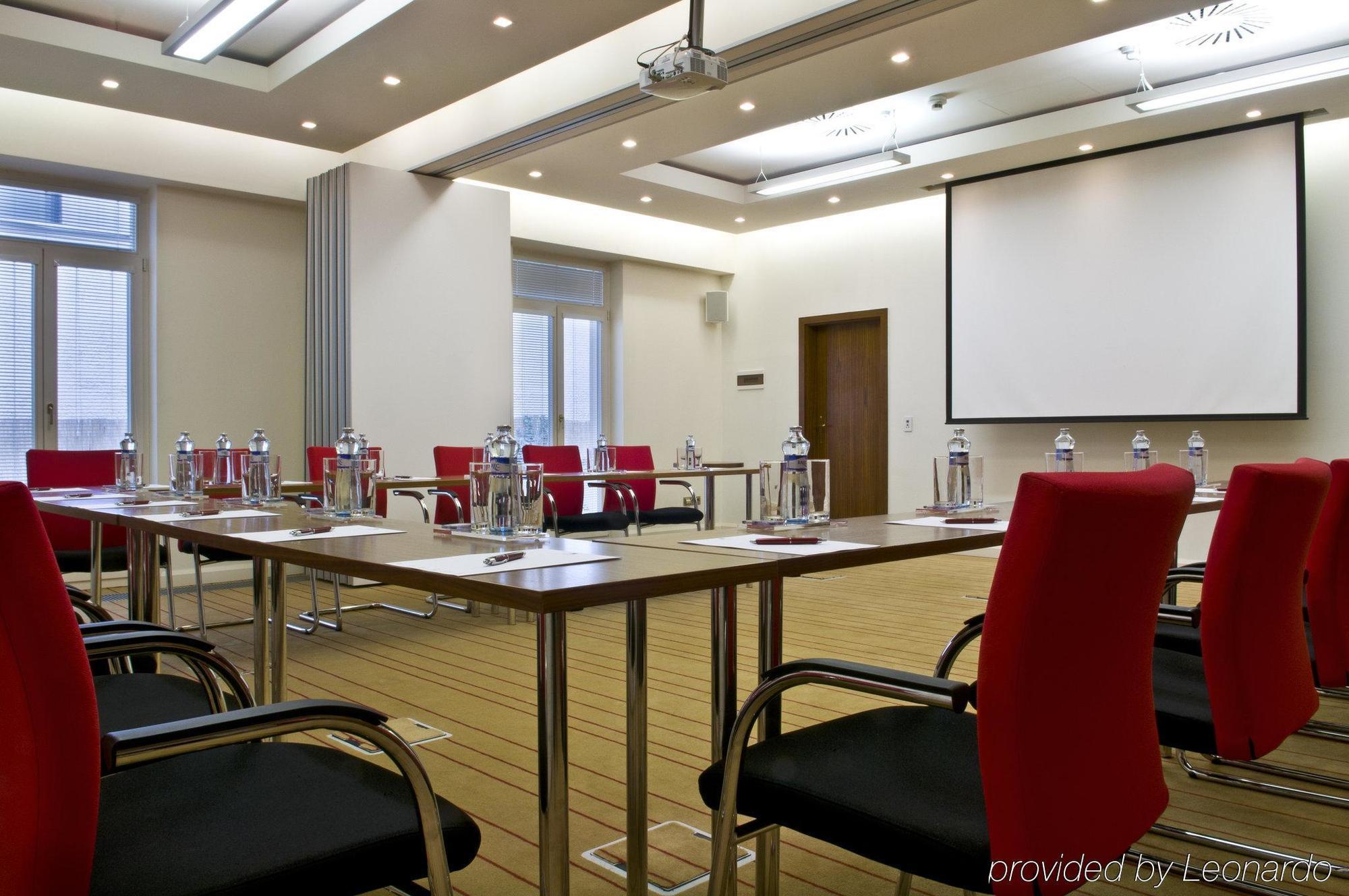 Mamaison Hotel Riverside Prága Üzleti fotó Meeting room